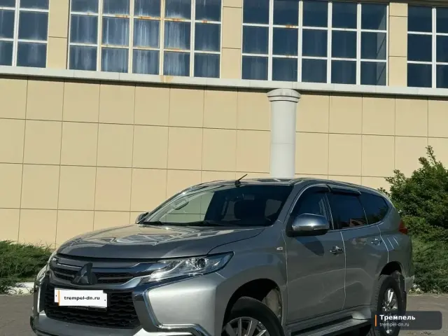 Mitsubishi Montero Sport III