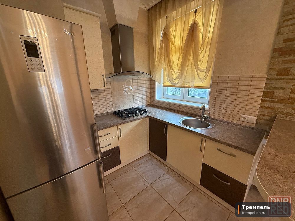 Продажа 2х Комнатной Кв.,Сталинки с Мебелью и Техникой Первая Линия-ул.Артема Библиотека Крупской !