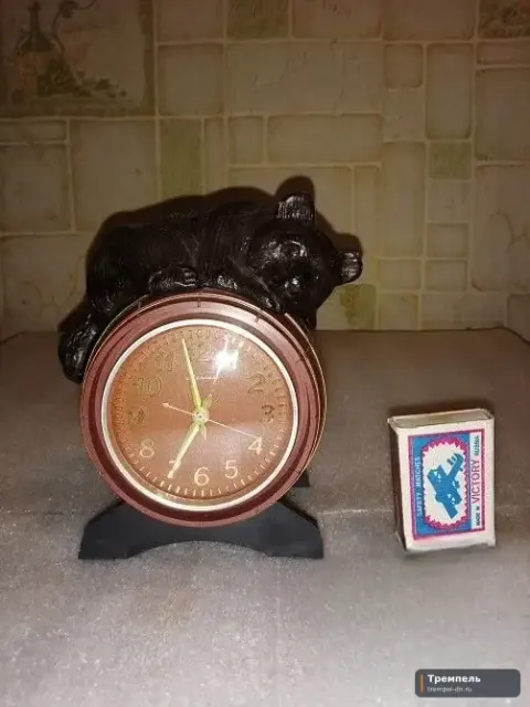 Настольные часы ссср