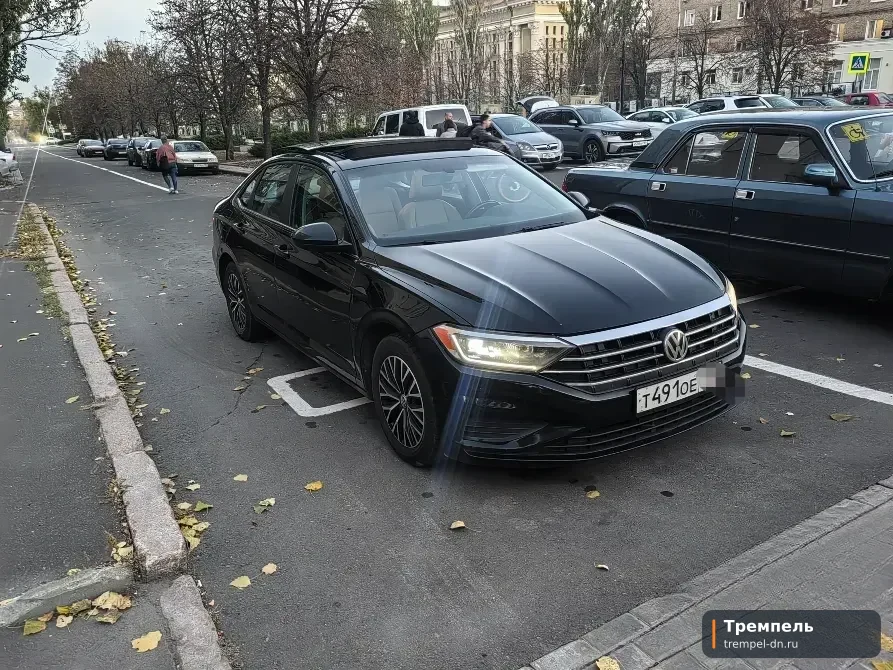 Volkswagen Jetta(7 )R-Line