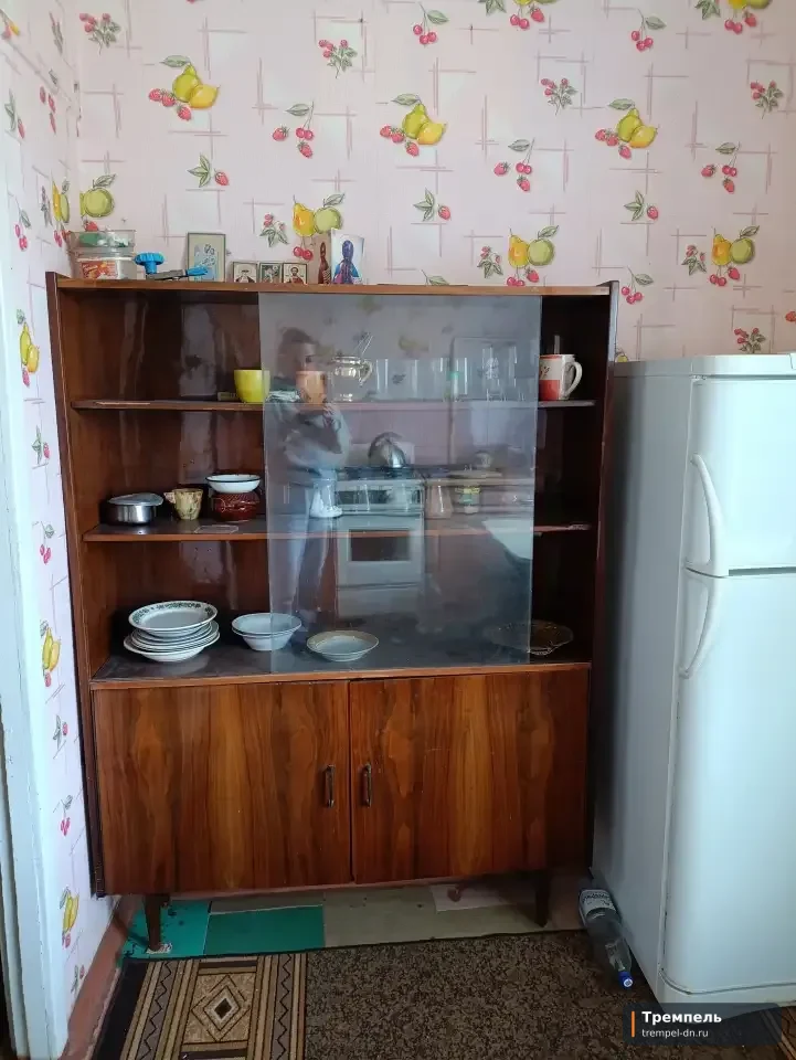 Собственник. 1- комнатная квартира в г. Харцызск., 4 эт., Улица Клары Цеткин дом 21